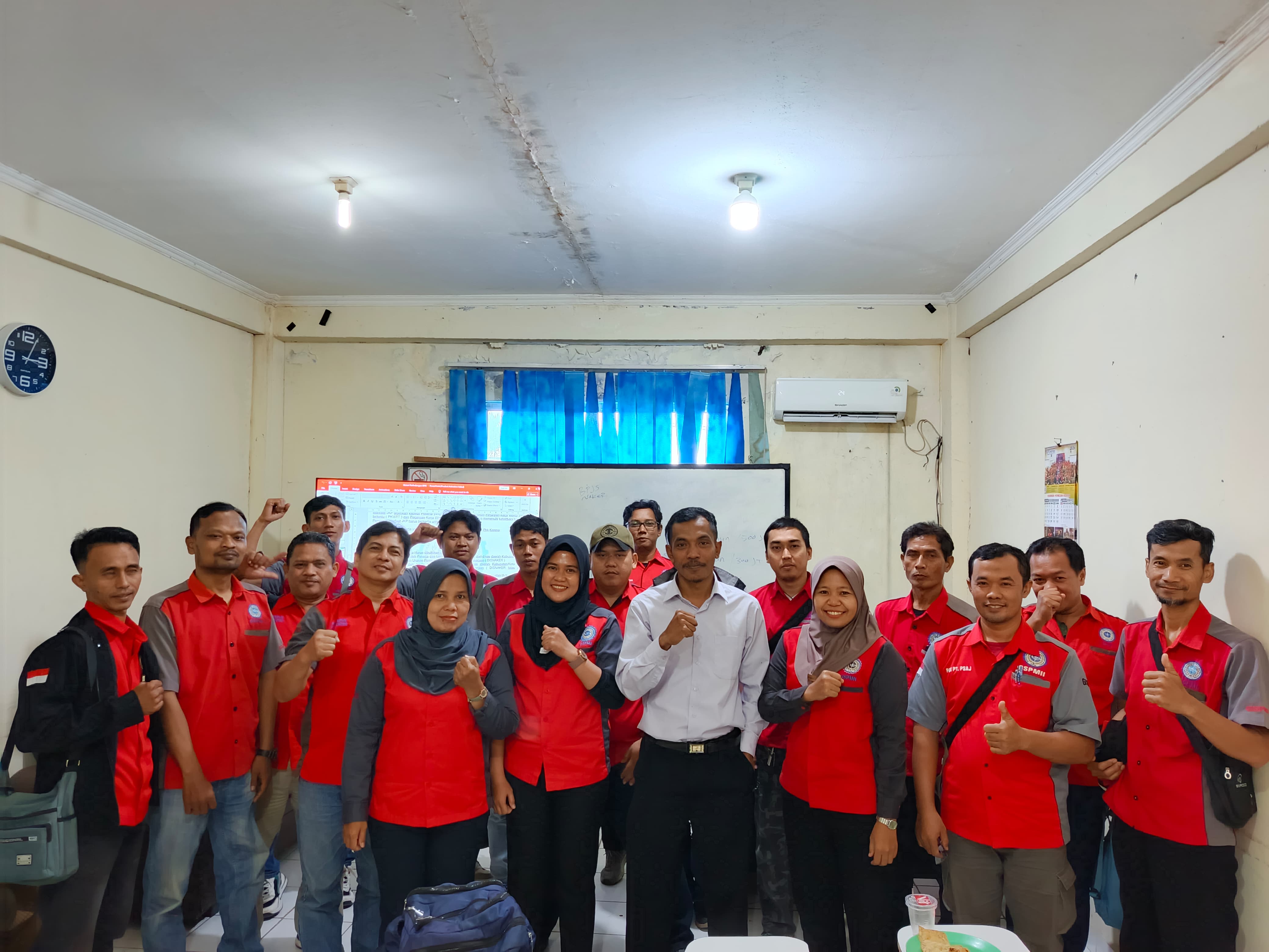 Pendidikan PUK GSPMII Bekasi: Sesi Kedua Bahas Perlindungan BPJS bagi Pekerja